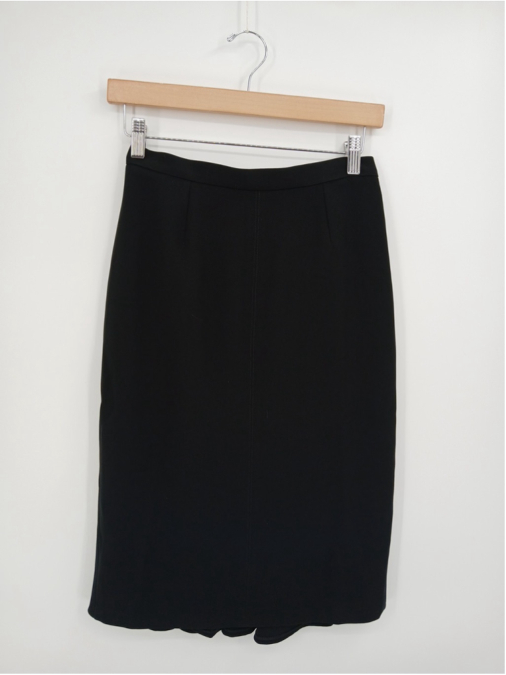 Cartier Uniformes Skirt Size 34 Black Polyester Career Work